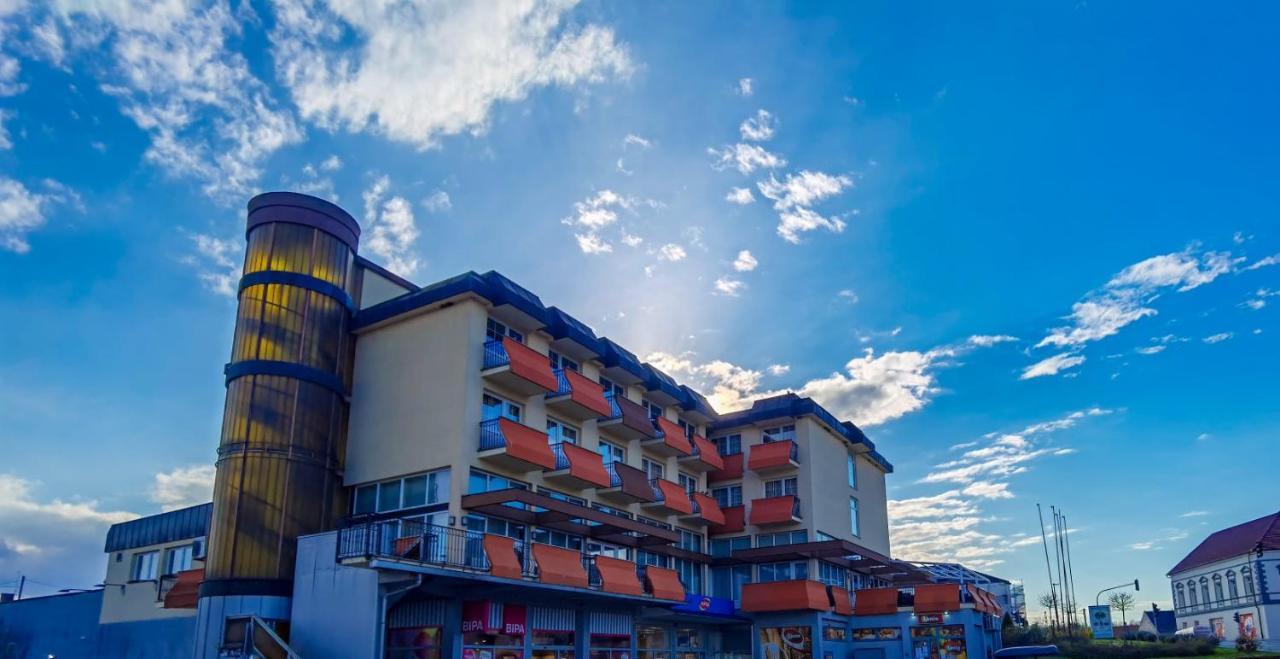 Hotel Garic Garesnica Экстерьер фото