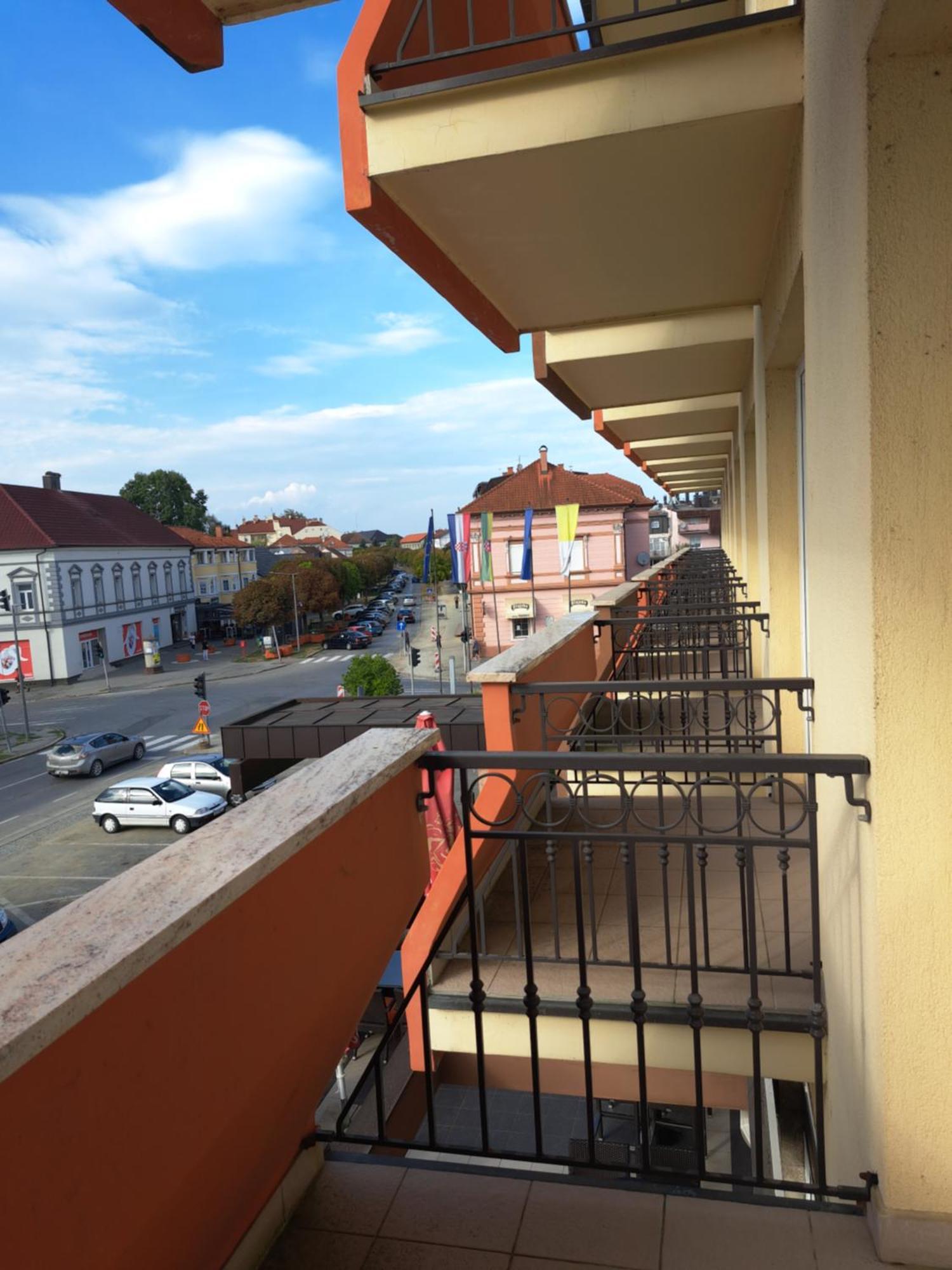 Hotel Garic Garesnica Экстерьер фото
