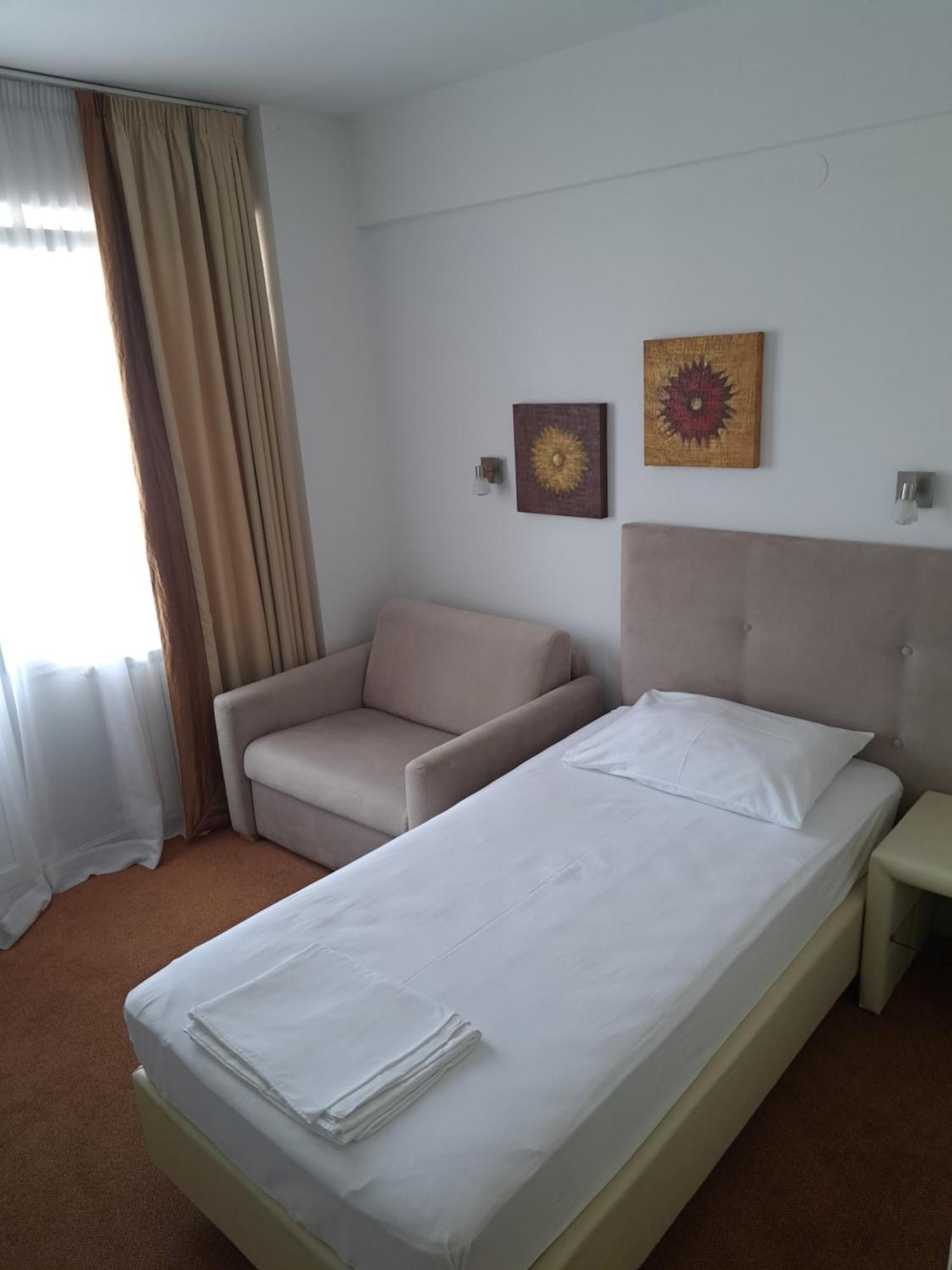 Hotel Garic Garesnica Экстерьер фото