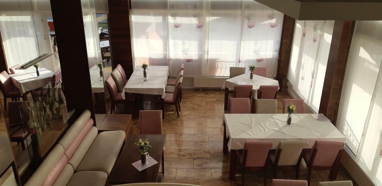 Hotel Garic Garesnica Экстерьер фото